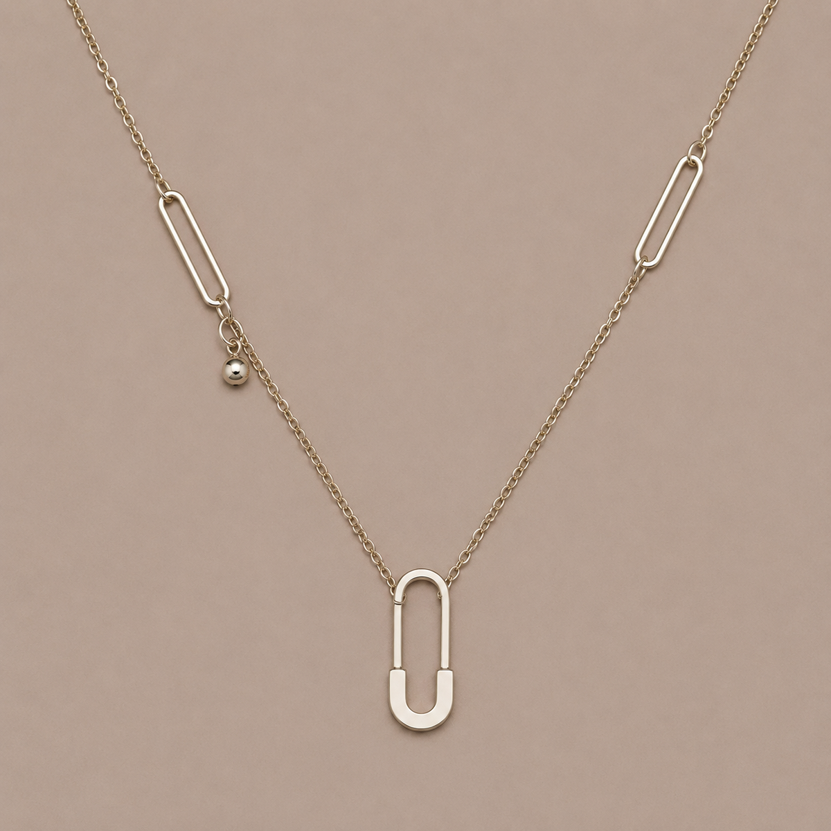 Modern Link Pendant Necklace