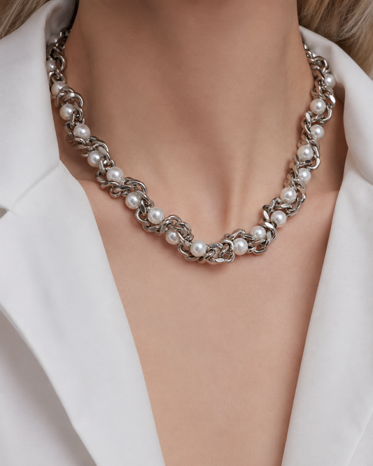 The Amour Link Necklace