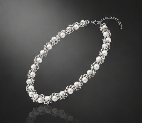 The Amour Link Necklace