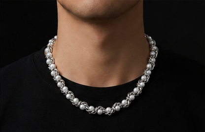 The Amour Link Necklace